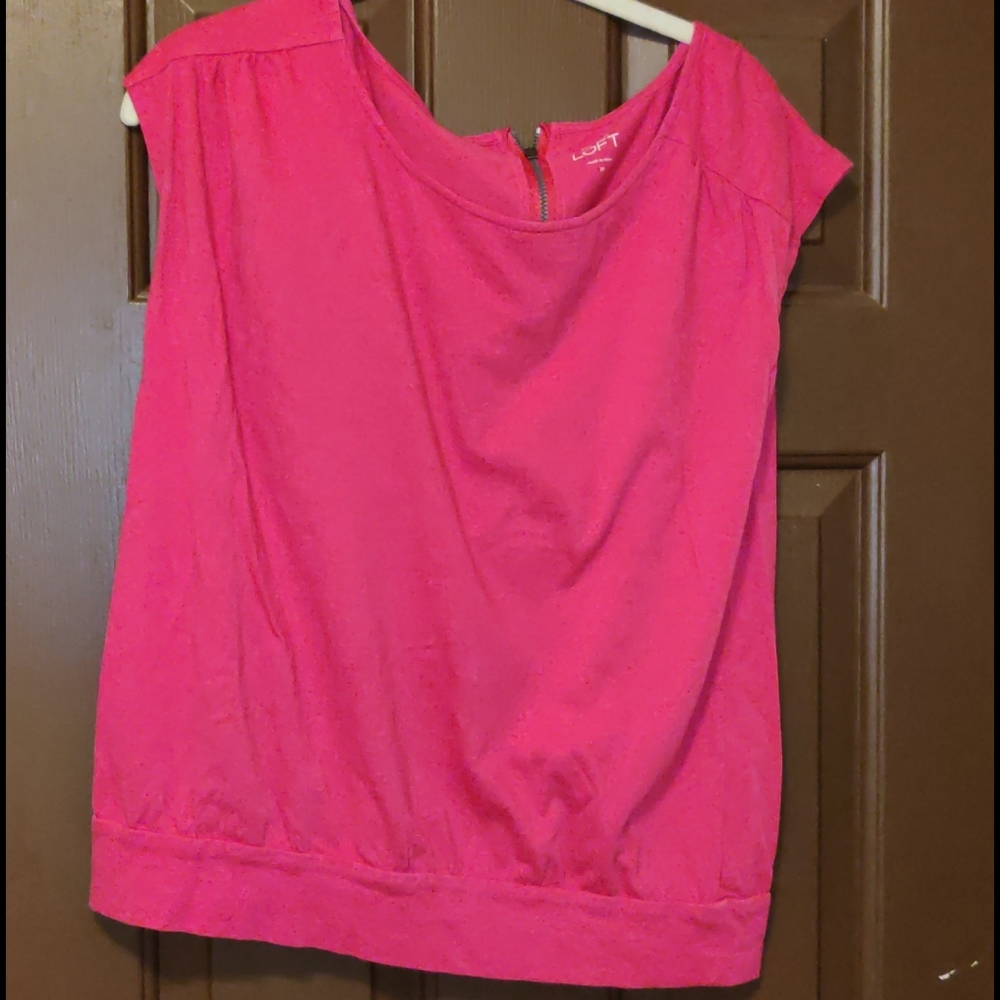 LOFT professional t with zipper back